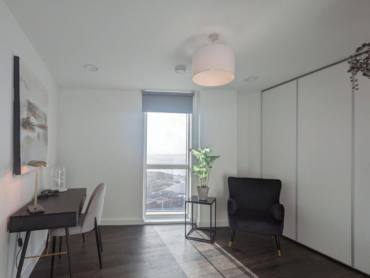 Charles Hope Southampton Waterside Apartment Exterior photo
